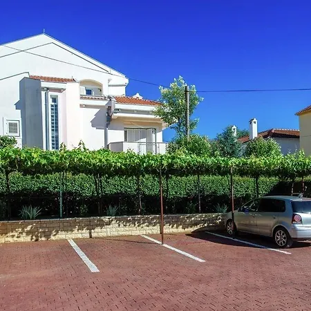 One-bedroom In Zadar Ii * Diklo