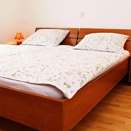 One-bedroom In Zadar Ii Апартаменты *